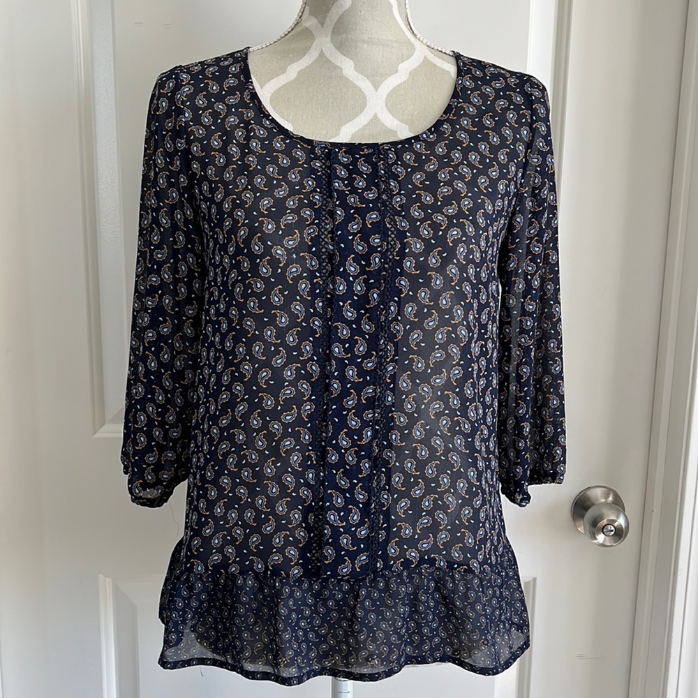 Reitmans sheer paisley peplum top size small